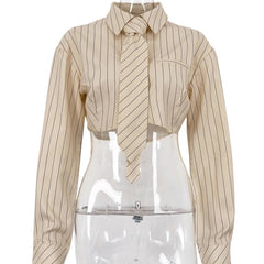 Berlín - Top beige Pinstripe con corbata