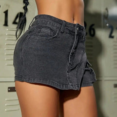 Saxon – Schwarze Stretch-Jeansshorts mit unregelmäßigem Schnitt