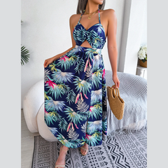 Eloise – Blaues Neckholderkleid mit Blumenmuster und Cut-outs