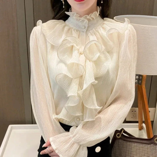 Amelise – Ruffle Blouse: Romantic Elegance with a Modern, Polished Finish