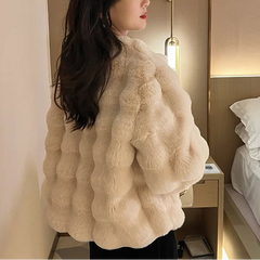 Maelis – Luxe Faux Fur Jacket