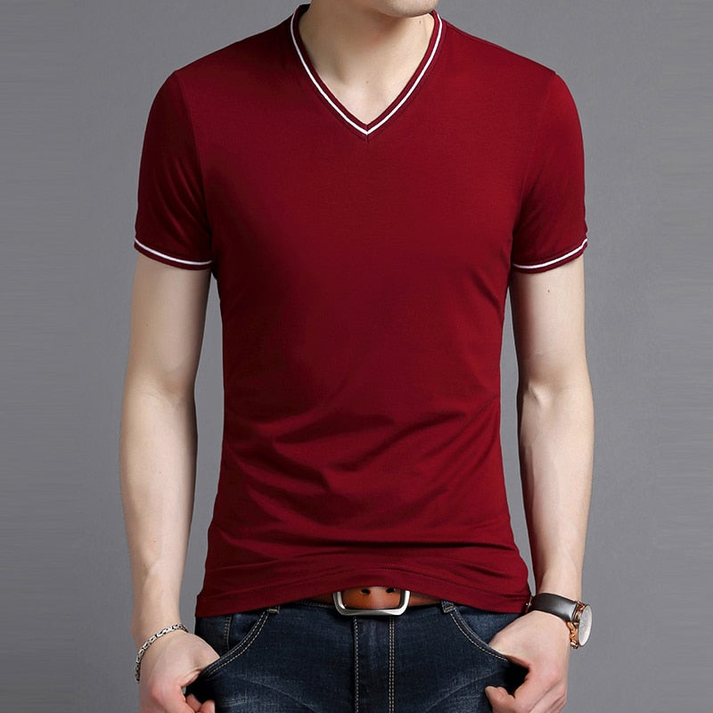 Elio - V Neck Solid T-Shirt - Model Mannequin
