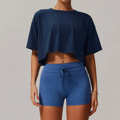 Lyrielle – Relaxed Cropped Tee