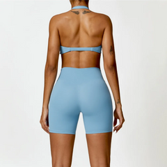 Brazalete de cuello de halter sin costuras y pantalones cortos de cintura alta