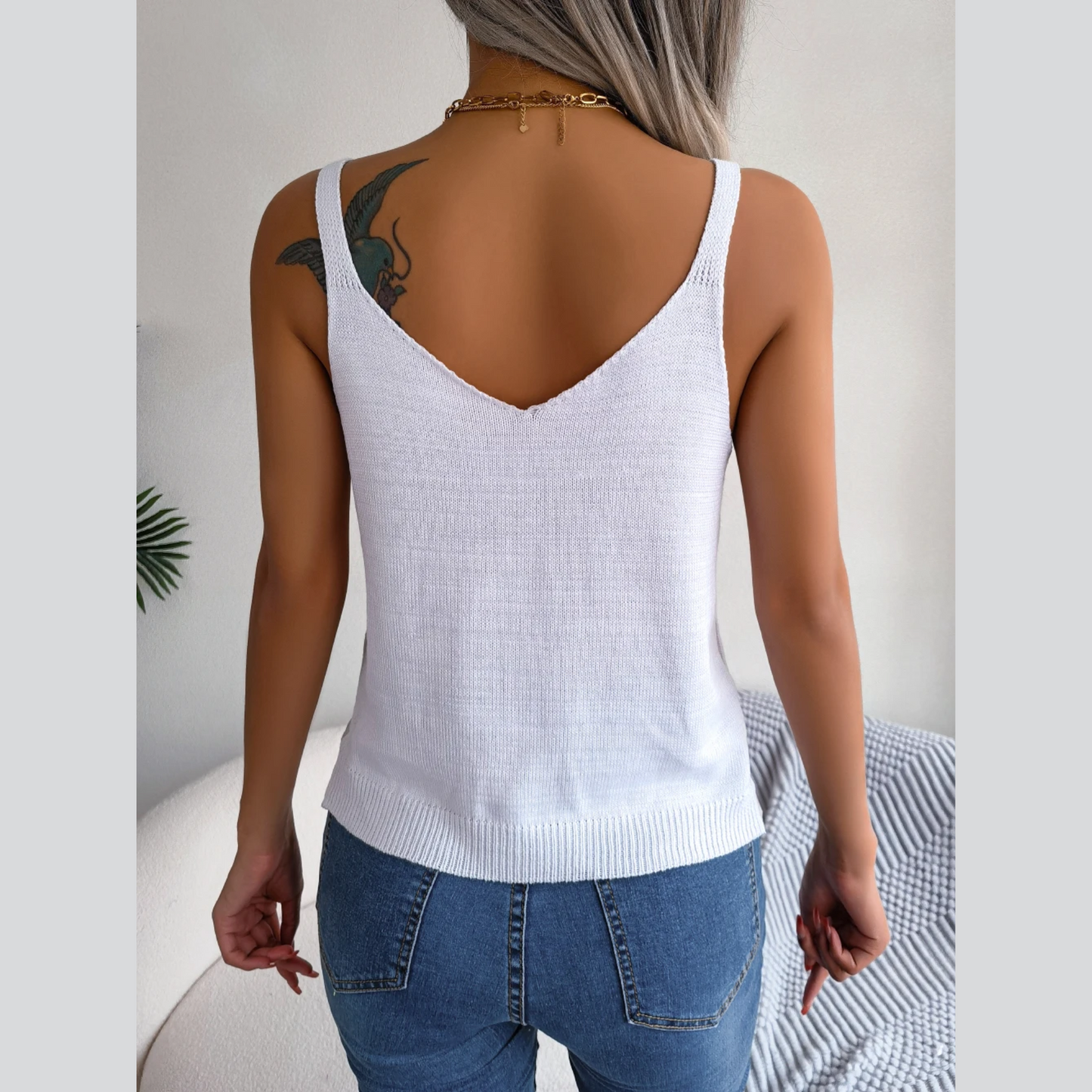 Cindy - White Knitted Scoop Neck Tank Top
