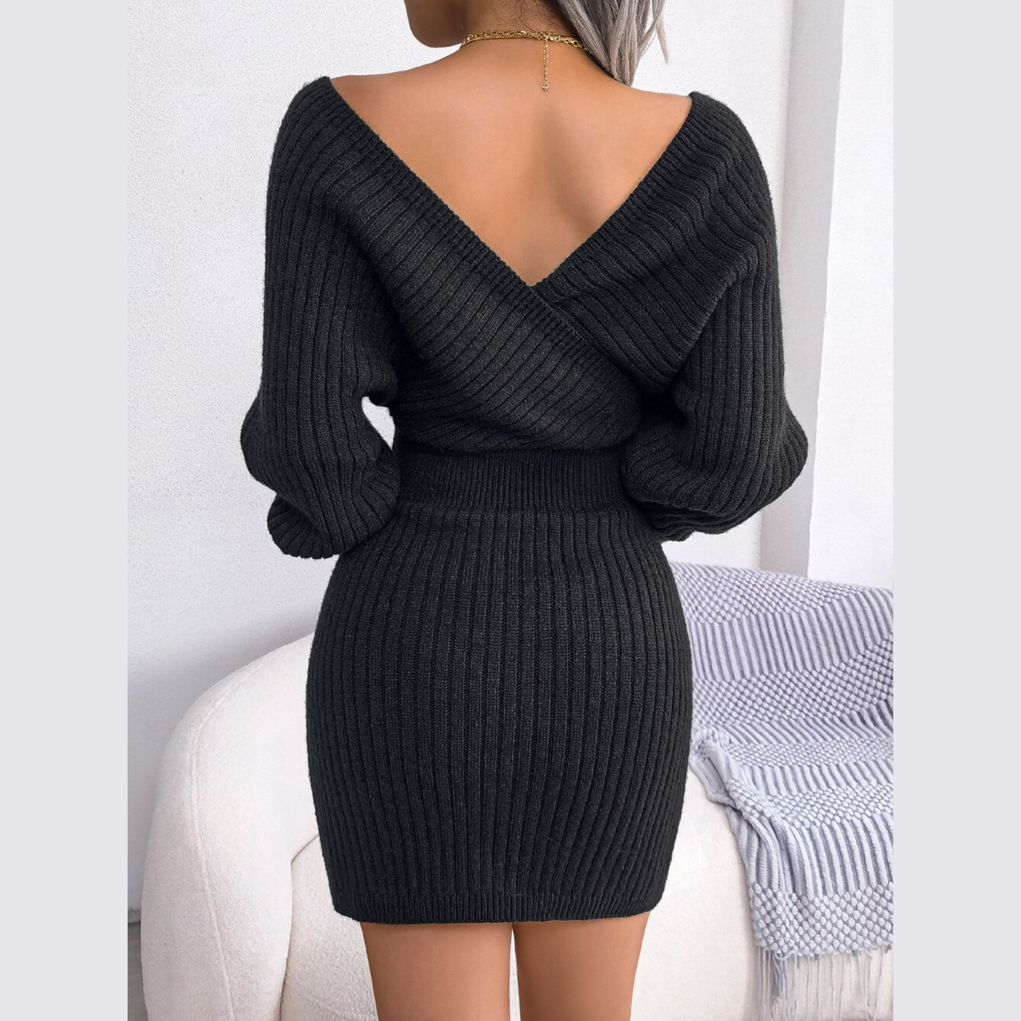 Tilly - Black Batwing Sleeves Ribbed Sweater Dress