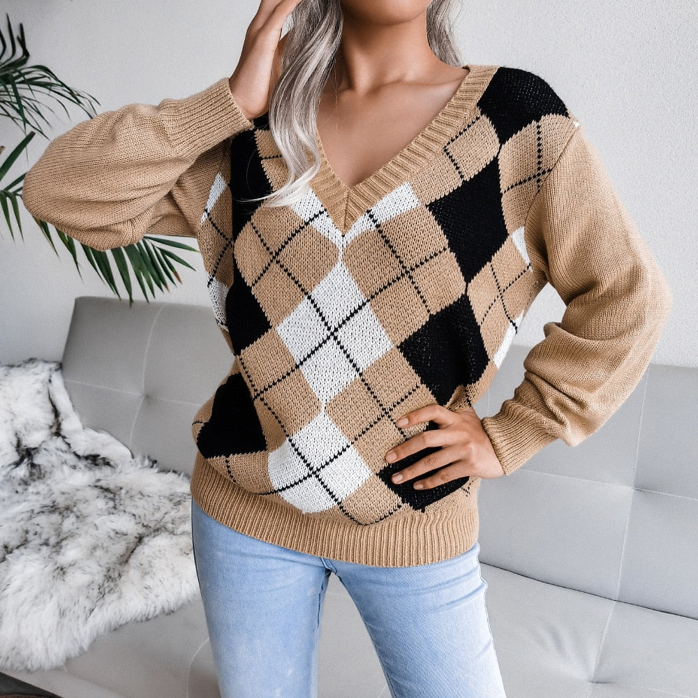 Paula - Beige Argyle Knitted V-Neck Sweater Top - Model Mannequin